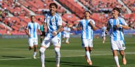 Tiro libre preciso y definición a colocar: los golazos de Maher Carrizo en el triunfo de Argentina ante Nigeria por el Mundial Sub 20