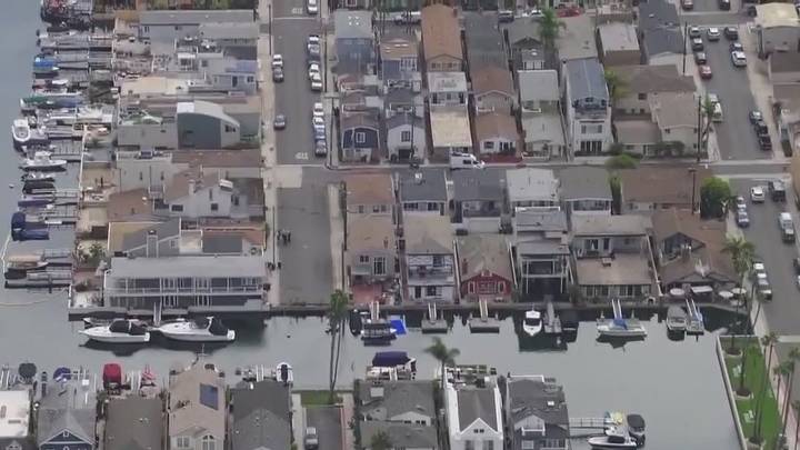 Newport Beach neighborhood on Balboa Peninsula evacuated due to methane gas seepage