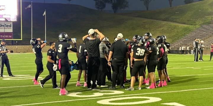 Randall’s defense shines in first district win in football