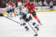 Peterka scores first goal, but Mammoth lose at Chicago, 3