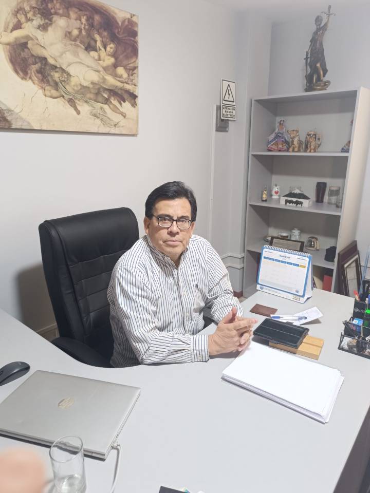 Jurado Electoral aperturó procedimiento sancionador por propaganda electoral contra los partidos políticos Batalla Perú y Ahora Nación