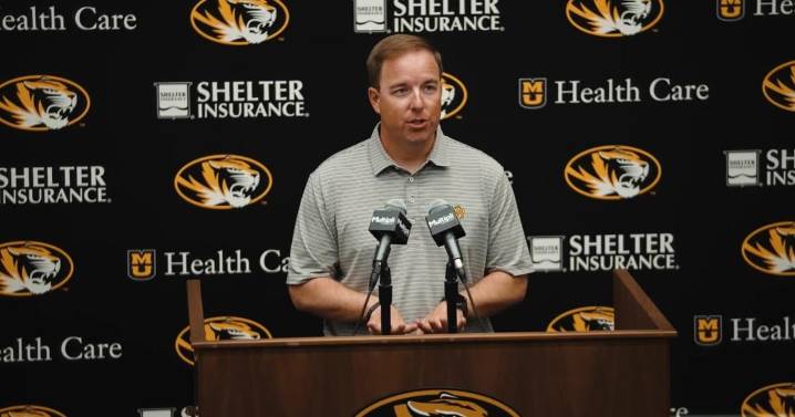 Eli Drinkwitz: 'Subtle pocket movements' can help Mizzou QB Beau Pribula avoid turnovers