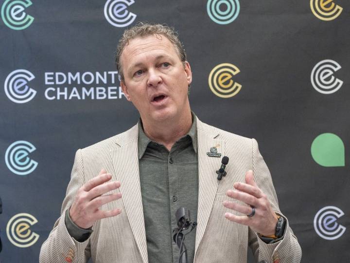 Edmonton businesses hope for change despite familiar faces in council