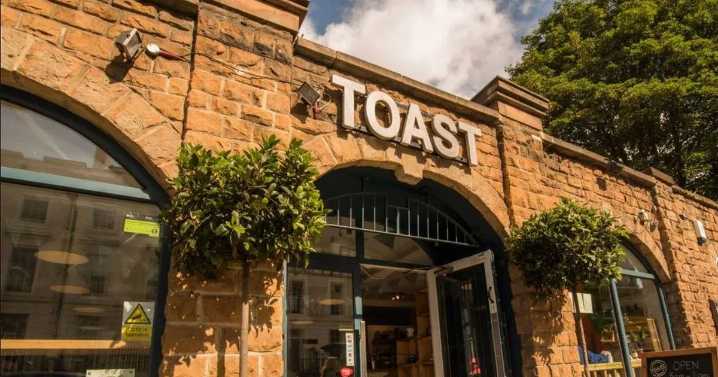Nottingham café pleads with students who bring their own food and drinks and sit in 'all day'