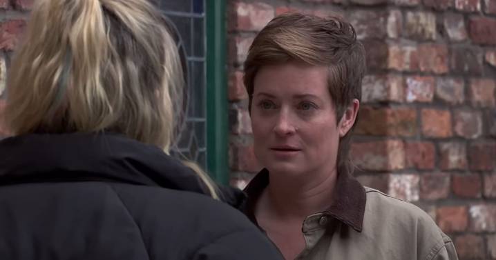 Coronation Street fans fear for favourite in death 'foreshadowing' with Becky Swain