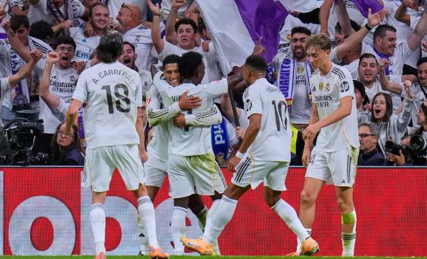 El Real Madrid se impuso por 2 a 1 ante Barcelona en el primer clásico de la temporada