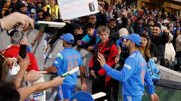 Retirement soon? Virat Kohli's gloves gesture after Adelaide duck sparks speculation