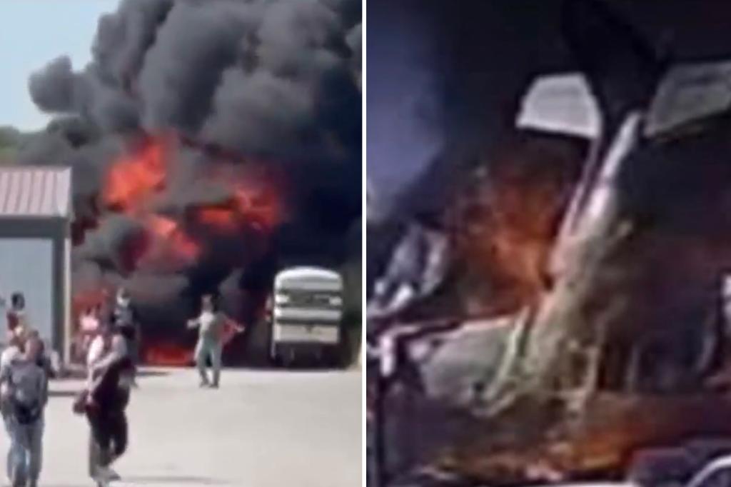 2 dead in fiery plane crash near Texas airfield