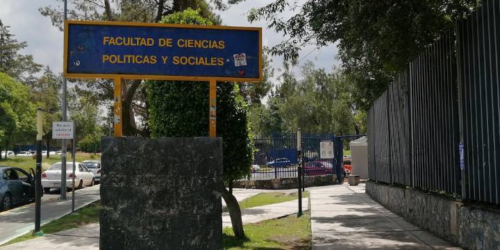 Desalojan Facultad de Ciencias Políticas y Sociales de la UNAM por presunta amenaza de bomba