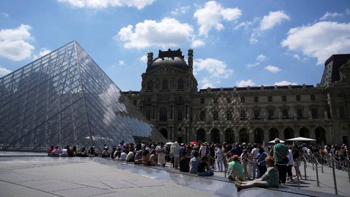 Louvre Museum heist: Two suspects arrested over seven