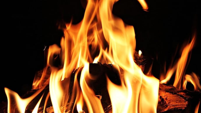 Fire Guts Darul-Uloom in North Kashmir’s Baramulla 