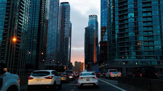 Police to crack down on drivers who 'block the box' in bid to cut Toronto gridlock