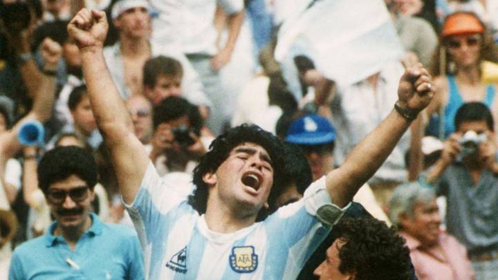 Maradona cumple 60: su carrera futbolística en imágenes