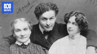 Decades after the 'final' seance, hundreds still hope to contact Harry Houdini