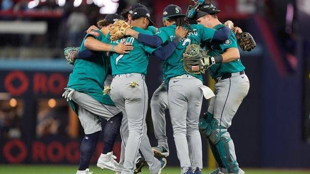 Los Marineros con un pie en la Serie Mundial