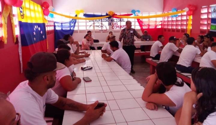 Postulan a más de 500 bachilleres monaguenses para estudiar en la Universidad de las Comunas
