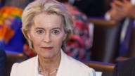 Von der Leyen supera holgadamente las mociones de censura de la izquierda y ultraderecha del Parlamento Europeo