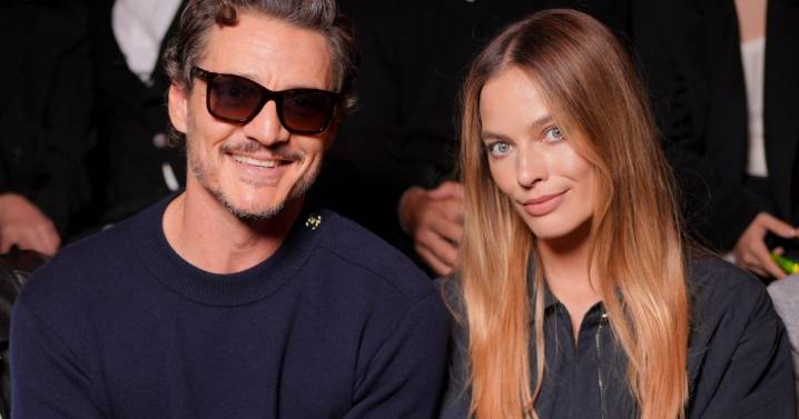 Pedro Pascal Poses With Margot Robbie & Fans Can't Get Enough