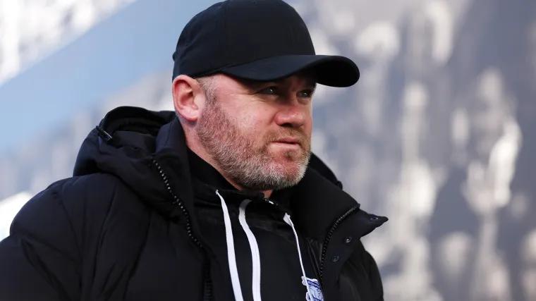 Wayne Rooney calls out Liverpool duo for 'lacking leadership' in losing streak