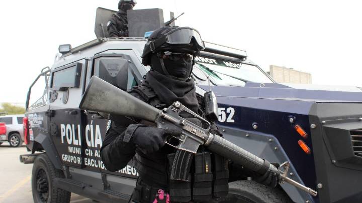 Detienen a dos hombres con marihuana y cristal en Torreón; intentaron acuchillar a elementos de GTR