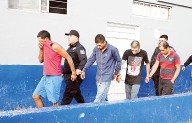 Atrapan a 4 con botín y navajas en Ciudad Deportiva