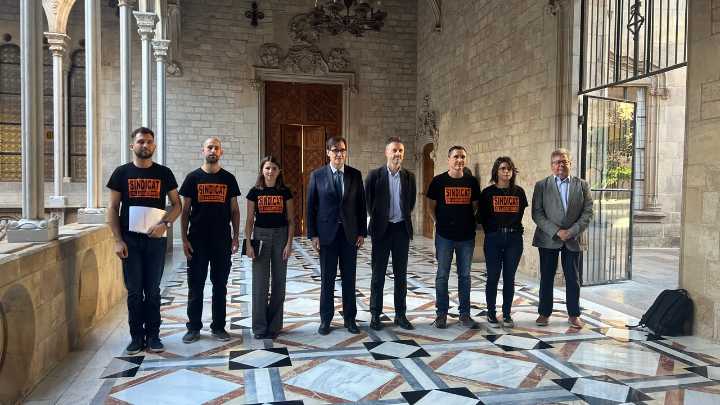 Salvador Illa promete al Sindicat de Llogateres estudiar “todas las medidas” ante la crisis de vivienda en Cataluña