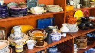 The Victorian-Inspired Dishware Design That Vintage Collectors Love