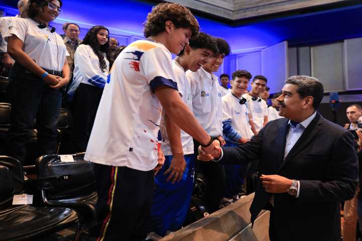 La bomba atómica de Venezuela es el semillero científico de la «Generación Genial»