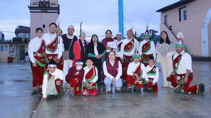 Cumplen voladores de Yaonáhuac un mes sin disculpa pública del ayuntamiento ni reparación del daño