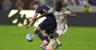 Valakari, Dreyer lead San Diego to 2-1 victory over Timbers in club's first postseason match