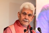 LG Sinha inaugurates Veshaw Literary Festival at Kulgam