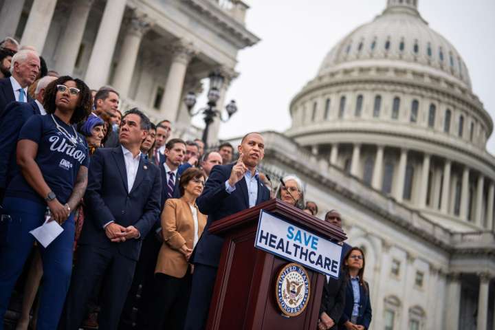 Lawmakers’ health care, government shutdown claims