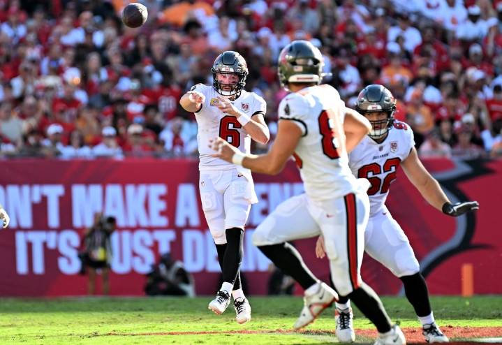 Deadspin | Baker Mayfield captains Buccaneers to win over injury-marred 49ers