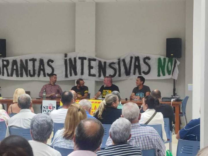 Vecinos de Las Infantas se movilizan contra la instalación de plantas de biogás