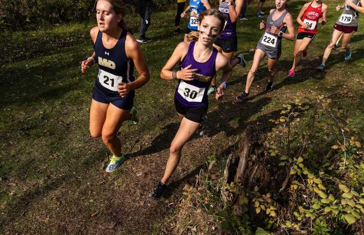 Chloe Joslyn of Boiling Springs wins Paul Short Invitational small schools girls race
