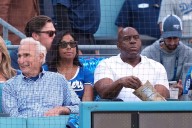 Magic Johnson intenta elevar los ánimos de los Dodgers de cara a la Serie Mundial