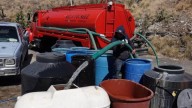 Aumenta demanda de agua y elevan precio, vecinos denuncian abusos; autoridades investigan posibles redes de extracción