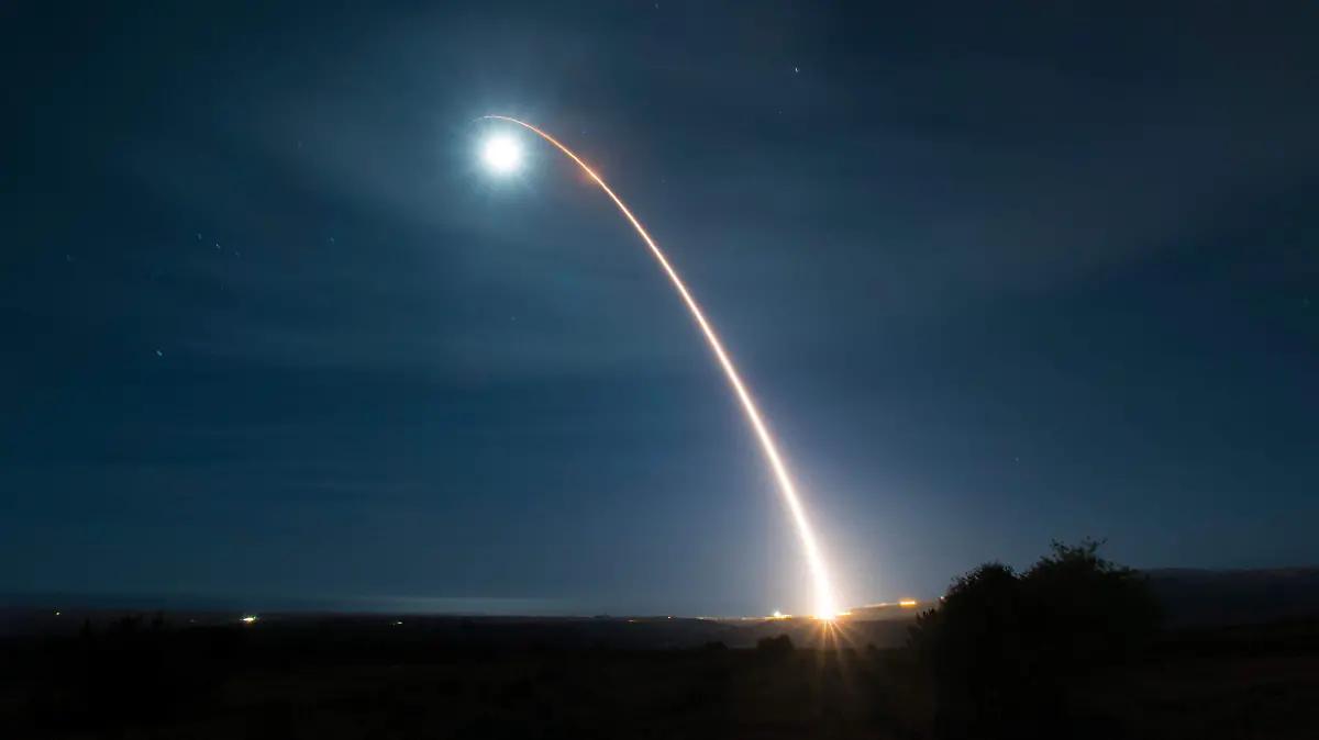 Sobrevivientes de la bomba atómica en Japón critican orden de Trump con armas nucleares