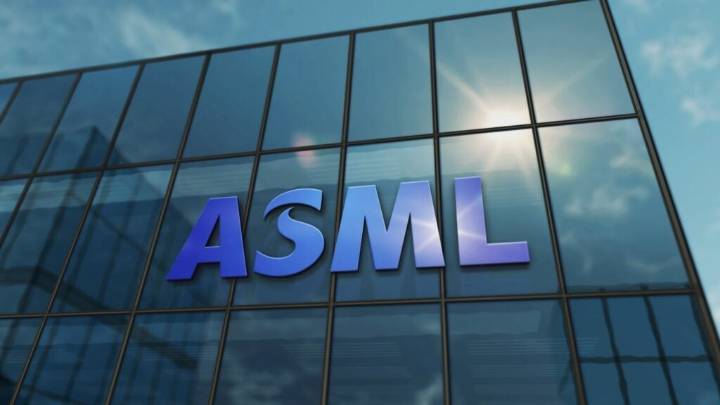 ASML supera previsiones del tercer trimestre con ventas de 7.500 millones de euros