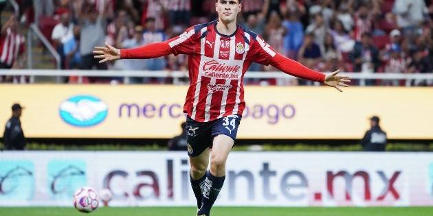 Chivas suma su cuarta victoria al hilo ante Mazatlán