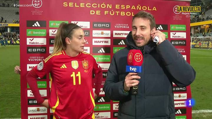 Alexia Putellas: "Estamos muy contentas de jugar en el Metropolitano la vuelta de la final"