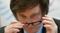El Financial Times vuelve a apuntar contra el Gobierno: "Los argentinos pierden la paciencia con la economía de Javier Milei"
