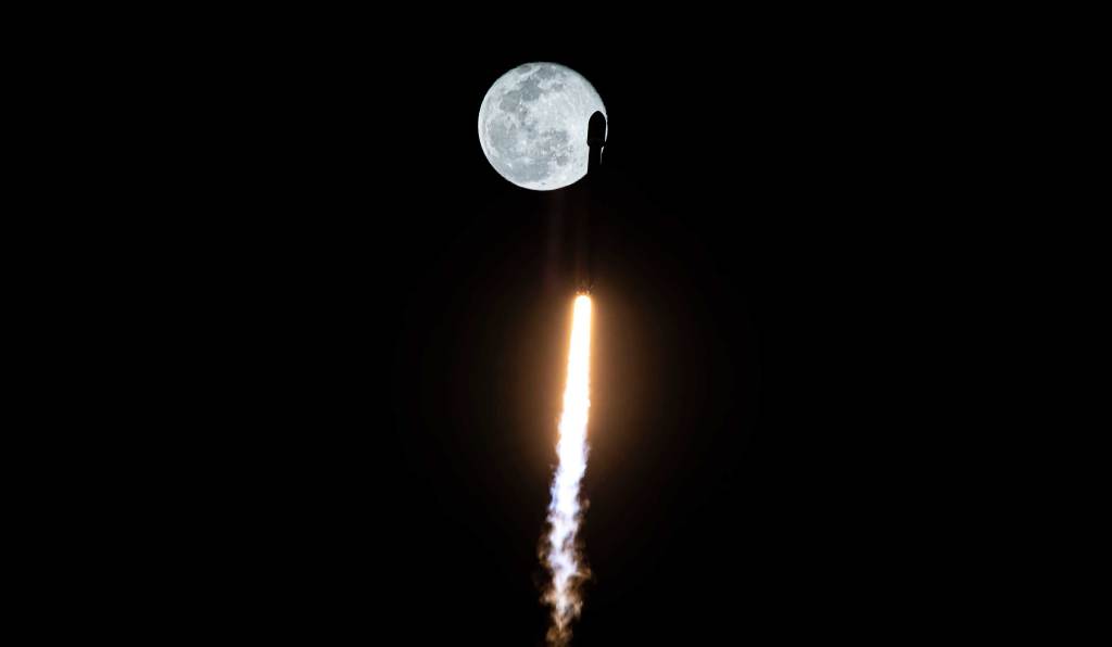 Tonight’s full Harvest Moon to be supermoon rising ahead of SpaceX launch