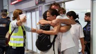La llegada a España del primer grupo de españoles de la Flotilla detenidos por Israel, en imágenes