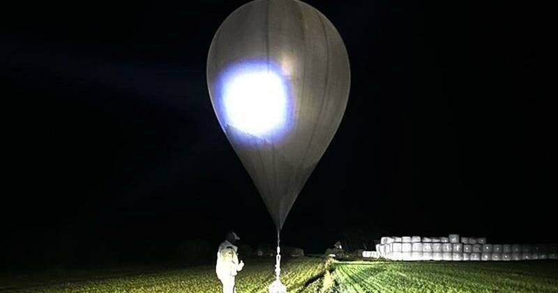 Balloons smuggling cigarettes closed Lithuania airport