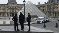 Roban joyas "de valor inestimable" en el Louvre: Usaron una grúa y se demoraron 7 minutos