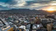 Nuevas tarifas migratorias afectan en México – Telemundo Washington DC (44)