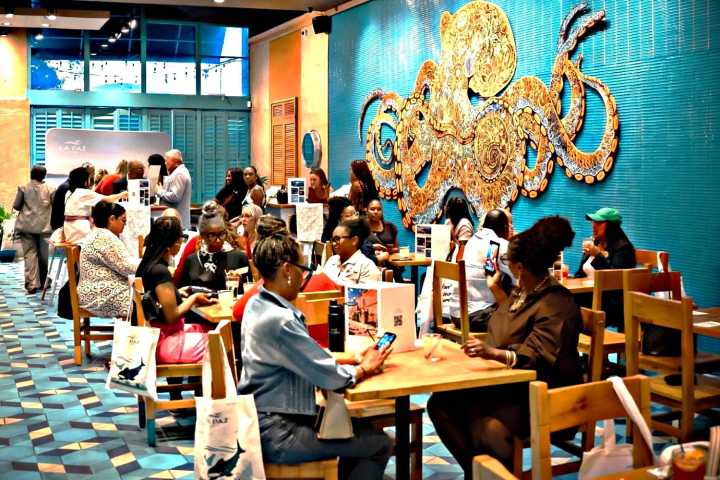 La Paz fortalece su presencia en Texas con gira turística que cautiva a agencias de EE.UU.