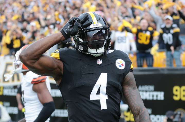 Don’t look out now, the Pittsburgh Steelers sure look like they’re real