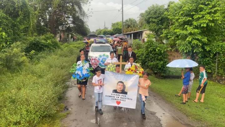 Funeral del salvadoreño muerto durante tiroteo en instalaciones de ICE en Dallas